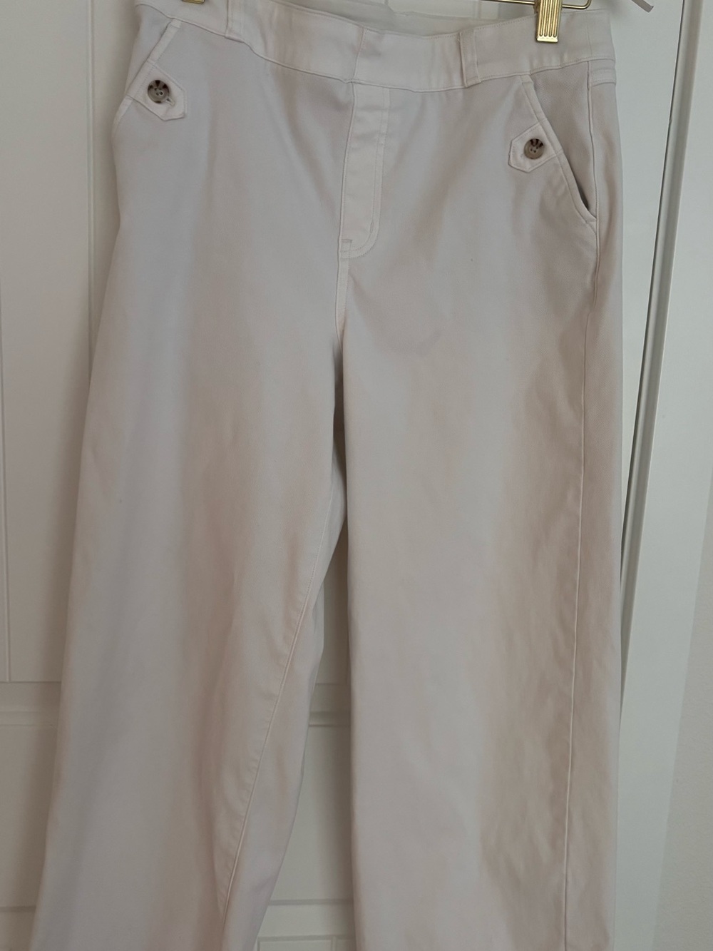 SPANX women’s white cropped canvas pants